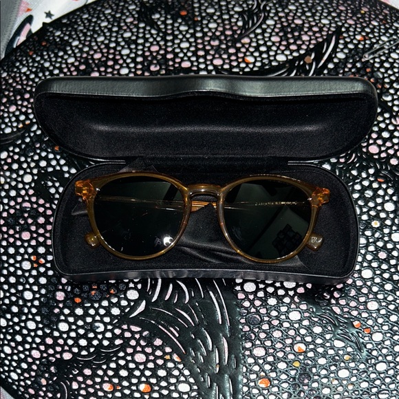 New Banana Republic Tortoiseshell Sunglasses - Picture 1 of 5